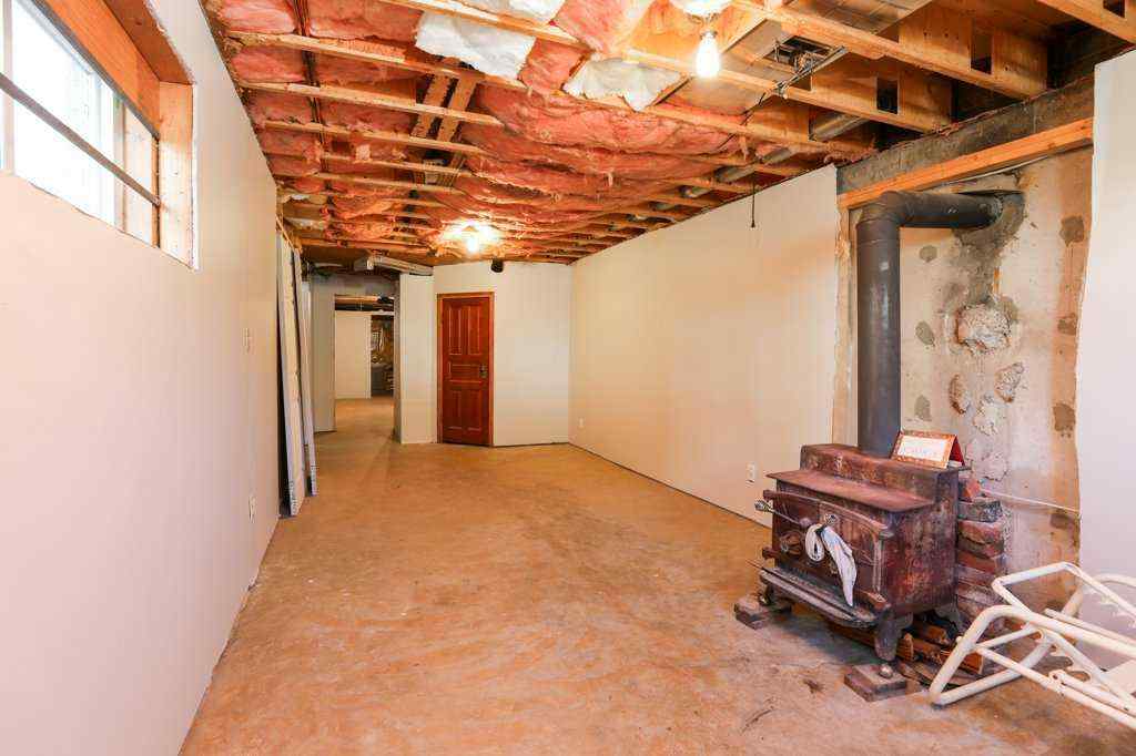 MLS® A2263936 - 22720/22718 8 Avenue  in NONE Hillcrest, Commercial