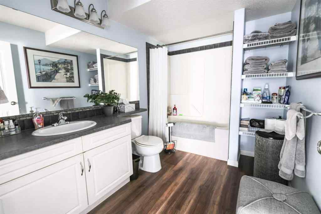 MLS® A2263937 - 4403 59 Street Close  in Creekside Rocky Mountain House, Residential