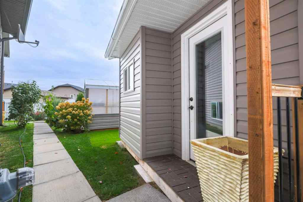 MLS® A2263937 - 4403 59 Street Close  in Creekside Rocky Mountain House, Residential