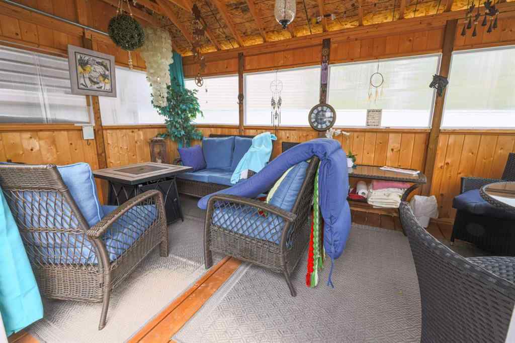 MLS® A2263937 - 4403 59 Street Close  in Creekside Rocky Mountain House, Residential