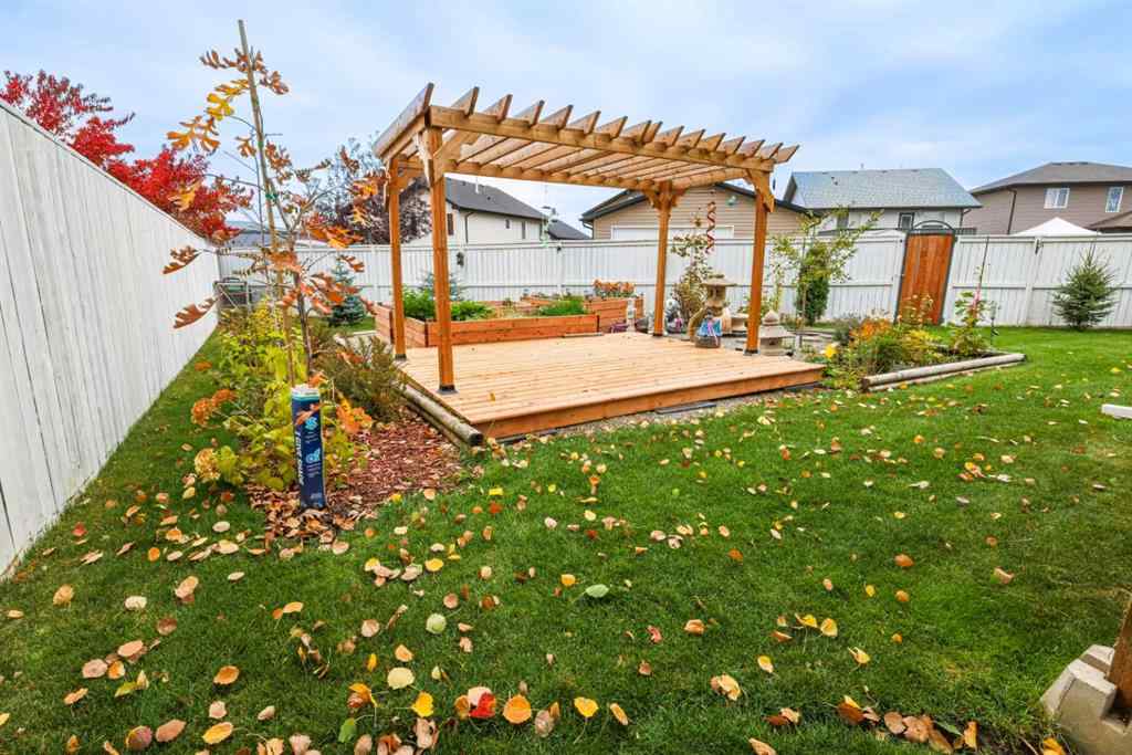 MLS® A2263937 - 4403 59 Street Close  in Creekside Rocky Mountain House, Residential