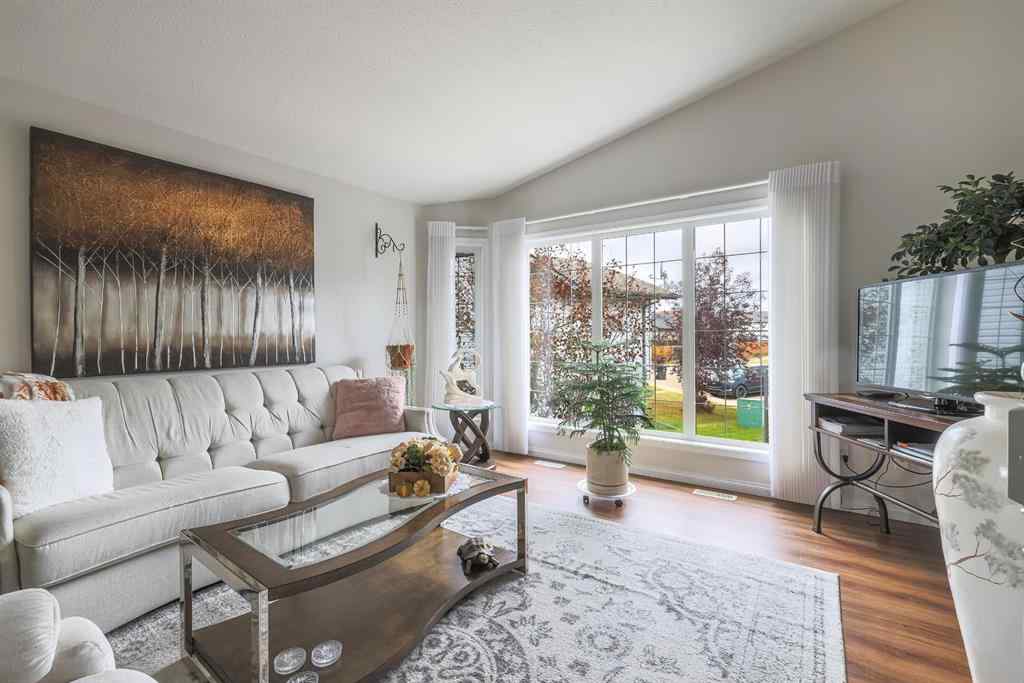 MLS® A2263937 - 4403 59 Street Close  in Creekside Rocky Mountain House, Residential