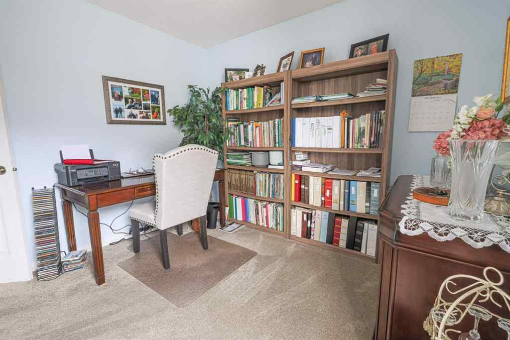 MLS® A2263937 - 4403 59 Street Close  in Creekside Rocky Mountain House, Residential