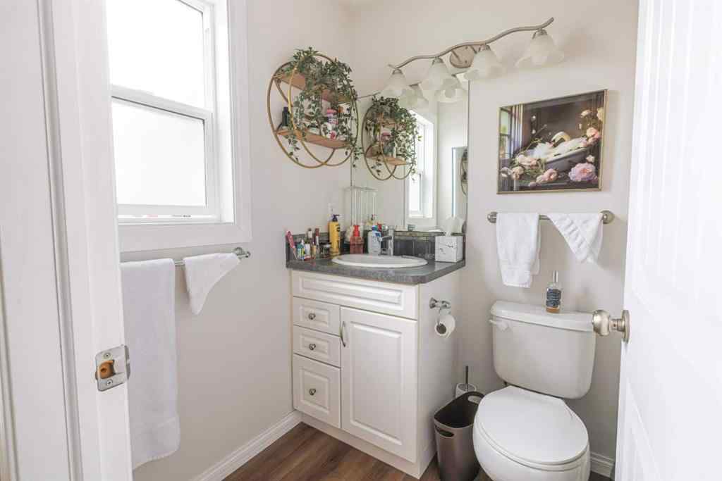 MLS® A2263937 - 4403 59 Street Close  in Creekside Rocky Mountain House, Residential