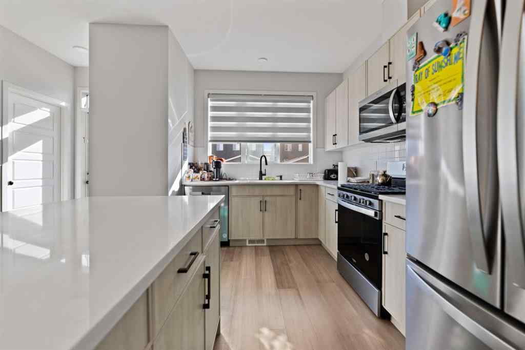 MLS® A2263940 - 212 DAWSON WHARF Crescent  in Dawson\'s Landing Chestermere, Residential