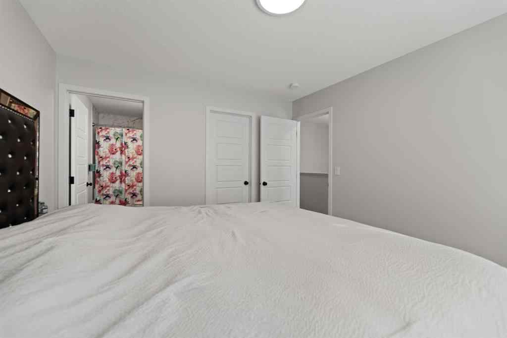 MLS® A2263940 - 212 DAWSON WHARF Crescent  in Dawson\'s Landing Chestermere, Residential