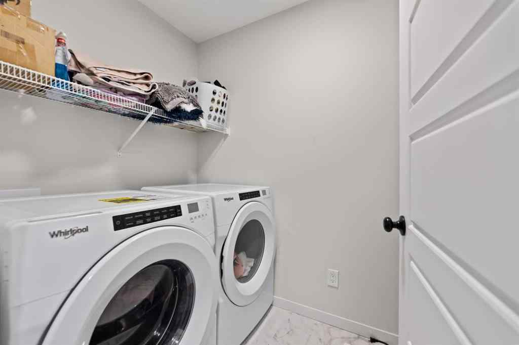 MLS® A2263940 - 212 DAWSON WHARF Crescent  in Dawson\'s Landing Chestermere, Residential