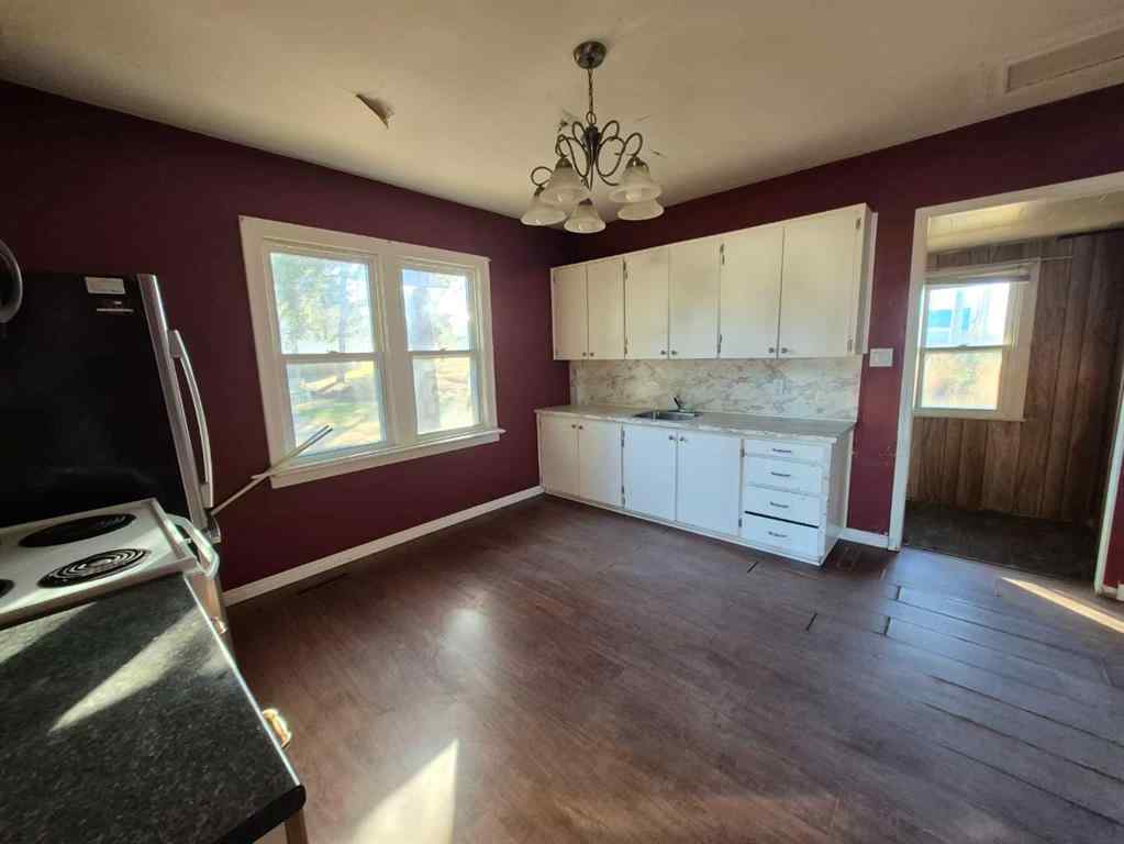 MLS® A2263941 - 125 Centre Street  in NONE Torrington, Residential