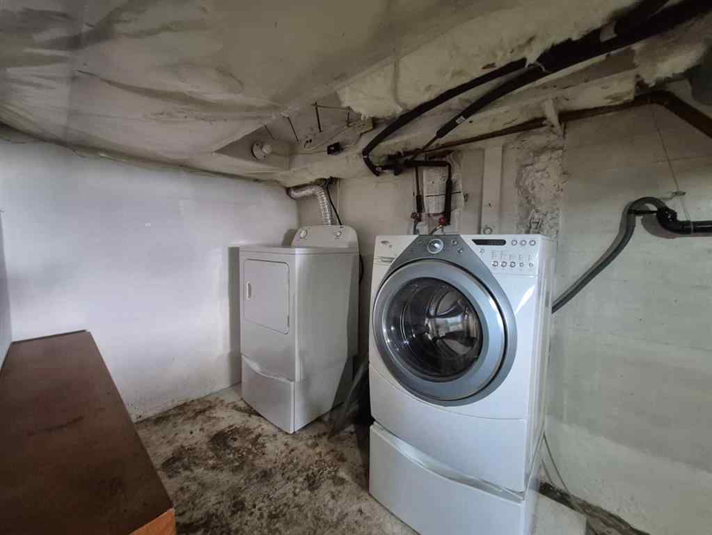 MLS® A2263941 - 125 Centre Street  in NONE Torrington, Residential