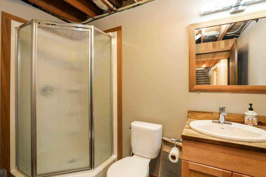 MLS® A2263949 - 12706 16 Avenue  in NONE Blairmore, Residential