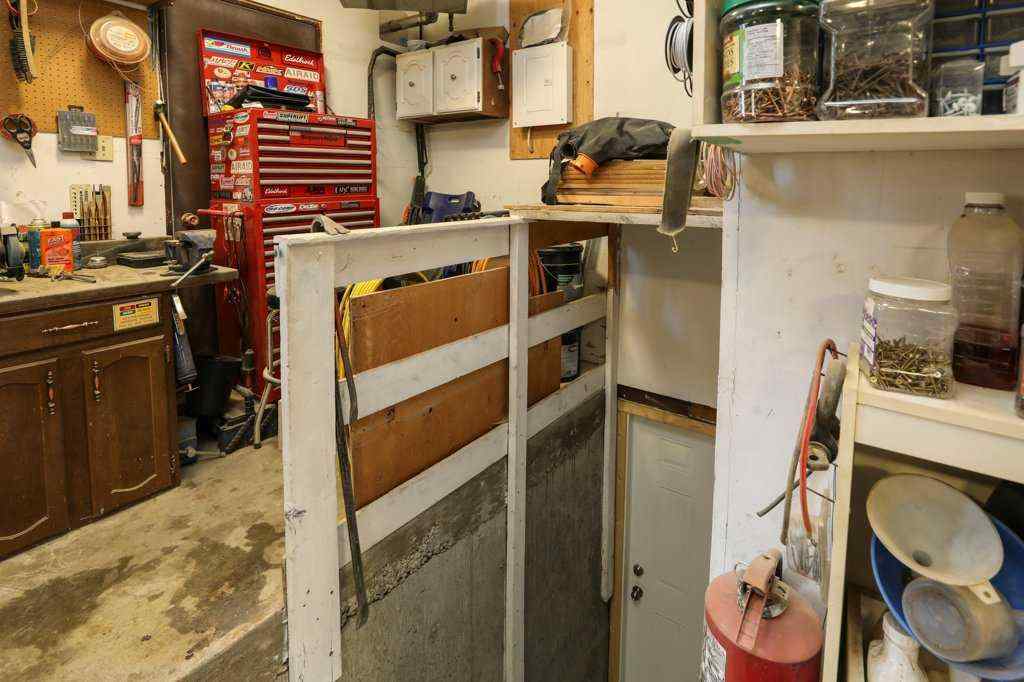 MLS® A2263949 - 12706 16 Avenue  in NONE Blairmore, Residential