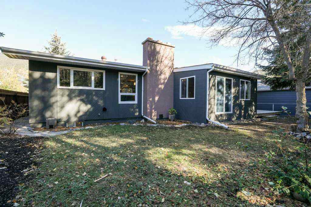 MLS® A2263949 - 12706 16 Avenue  in NONE Blairmore, Residential