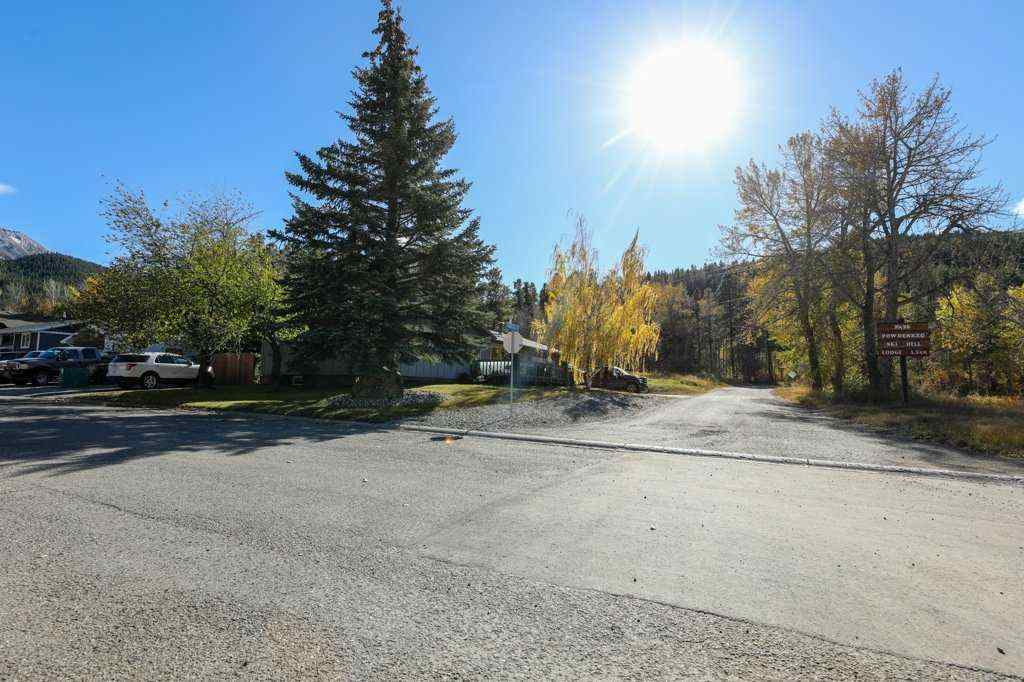 MLS® A2263949 - 12706 16 Avenue  in NONE Blairmore, Residential