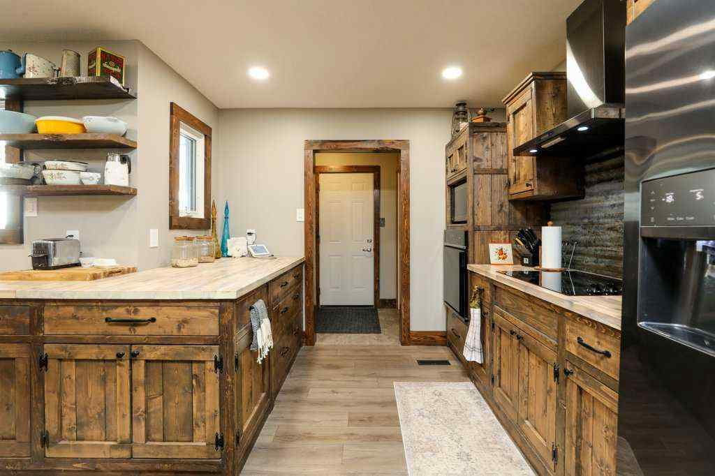 MLS® A2263949 - 12706 16 Avenue  in NONE Blairmore, Residential