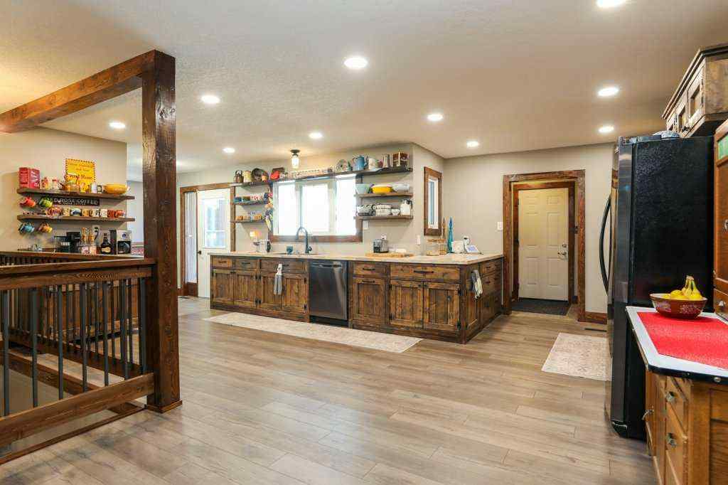 MLS® A2263949 - 12706 16 Avenue  in NONE Blairmore, Residential