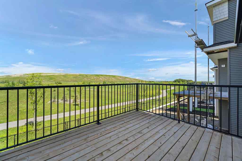 MLS® A2263953 - 57 Walgrove Bay SE in Walden Calgary, Residential