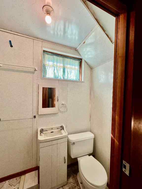 MLS® A2263956 - 223 Allison Street  in NONE Acme, Residential