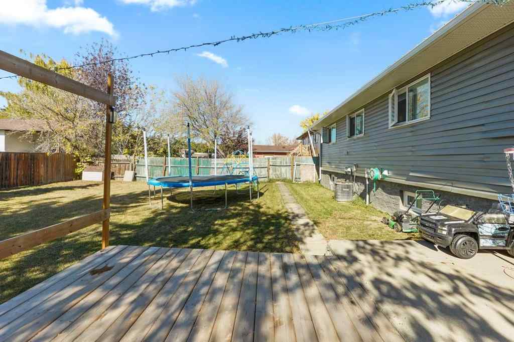 MLS® A2263960 - 486N 100E   in NONE Raymond, Residential