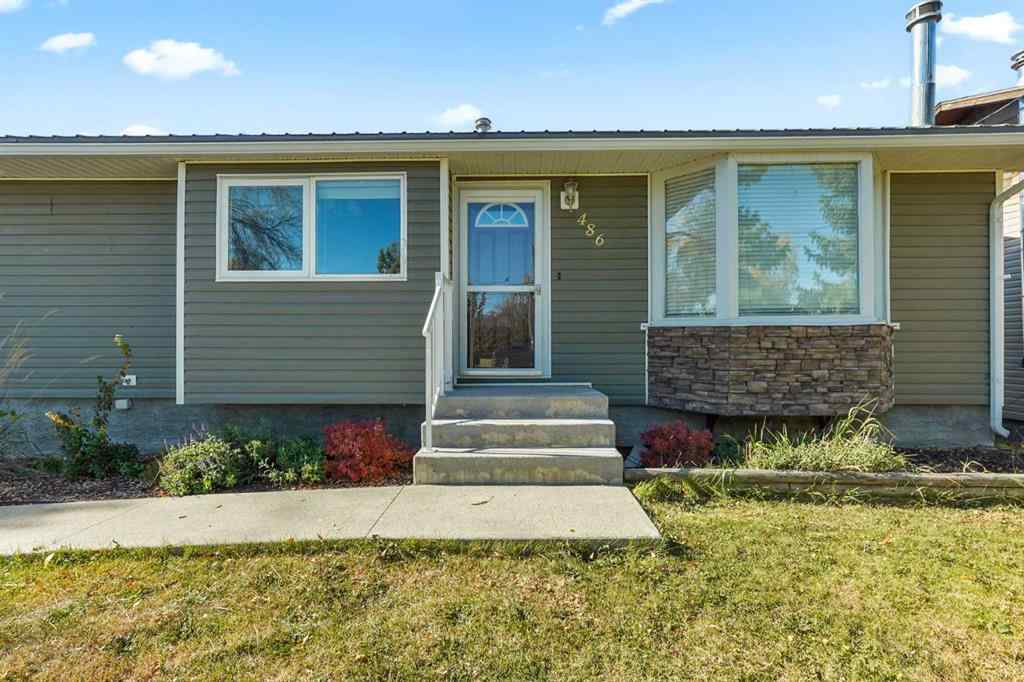 MLS® A2263960 - 486N 100E   in NONE Raymond, Residential