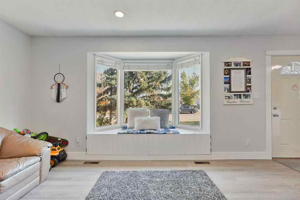 MLS® A2263960 - 486N 100E   in NONE Raymond, Residential