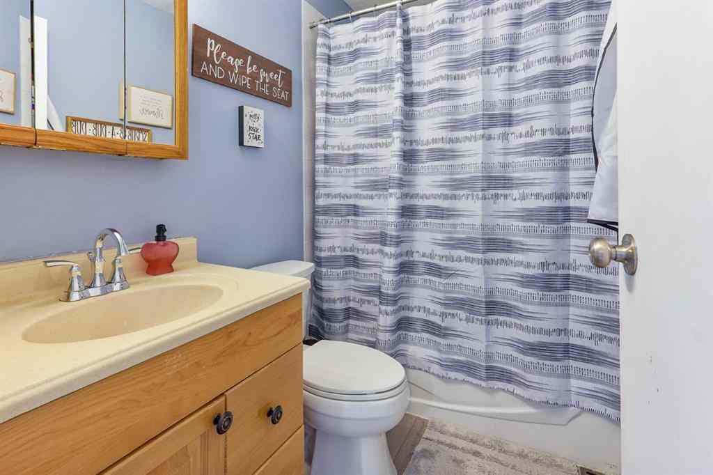 MLS® A2263960 - 486N 100E   in NONE Raymond, Residential