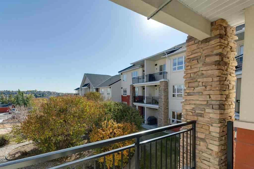 MLS® A2263965 - Unit #439 26 Val Gardena View SW in Springbank Hill Calgary, Residential