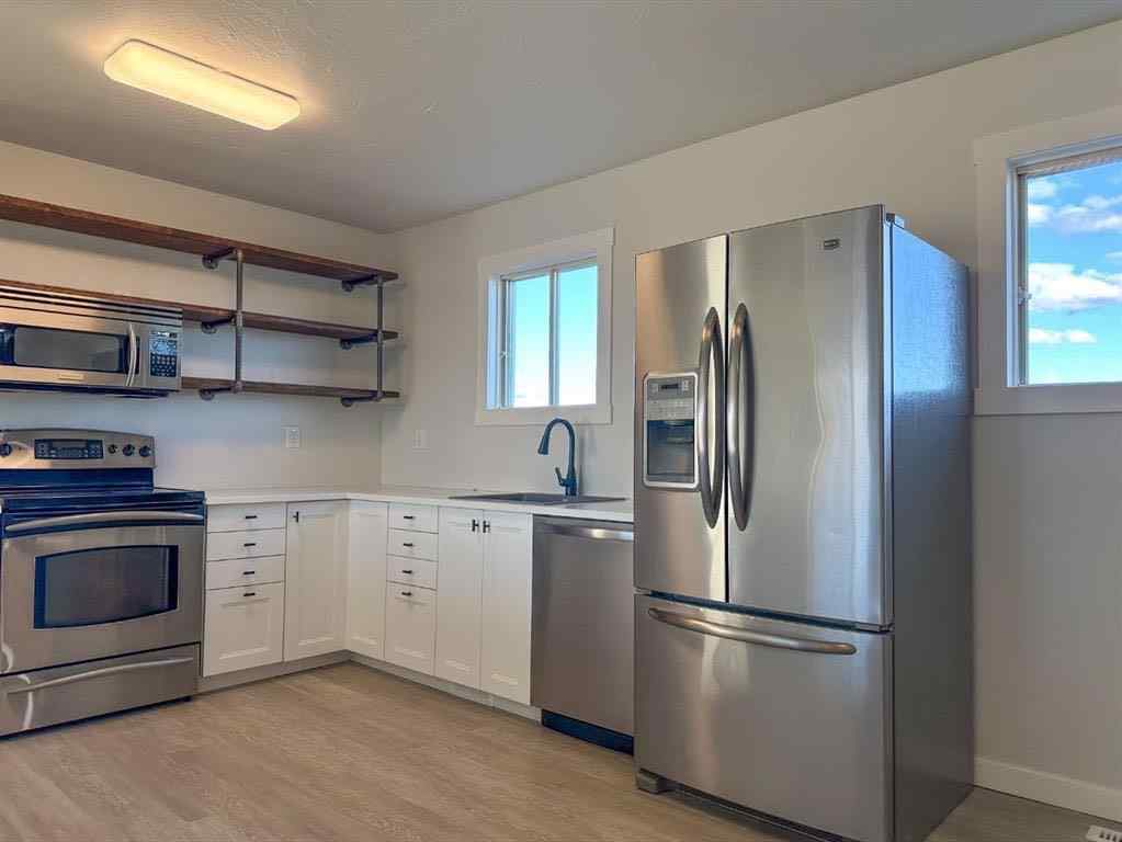 MLS® A2263966 - 5204 51st Avenue   in NONE Alix, Residential