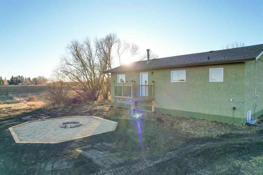 MLS® A2263966 - 5204 51st Avenue   in NONE Alix, Residential