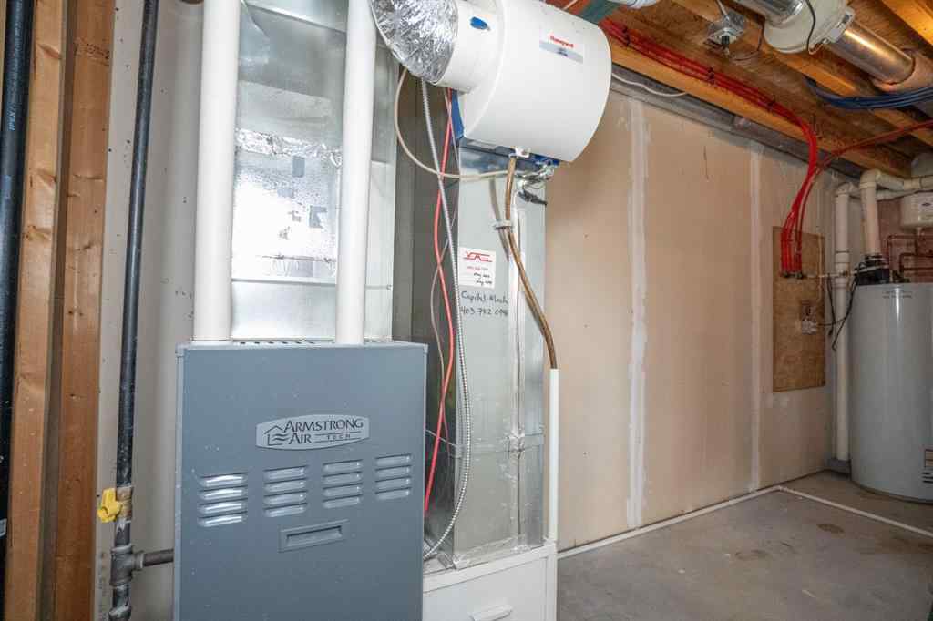 MLS® A2263968 - 4521 Van Eaton Way   in NONE Clive, Residential