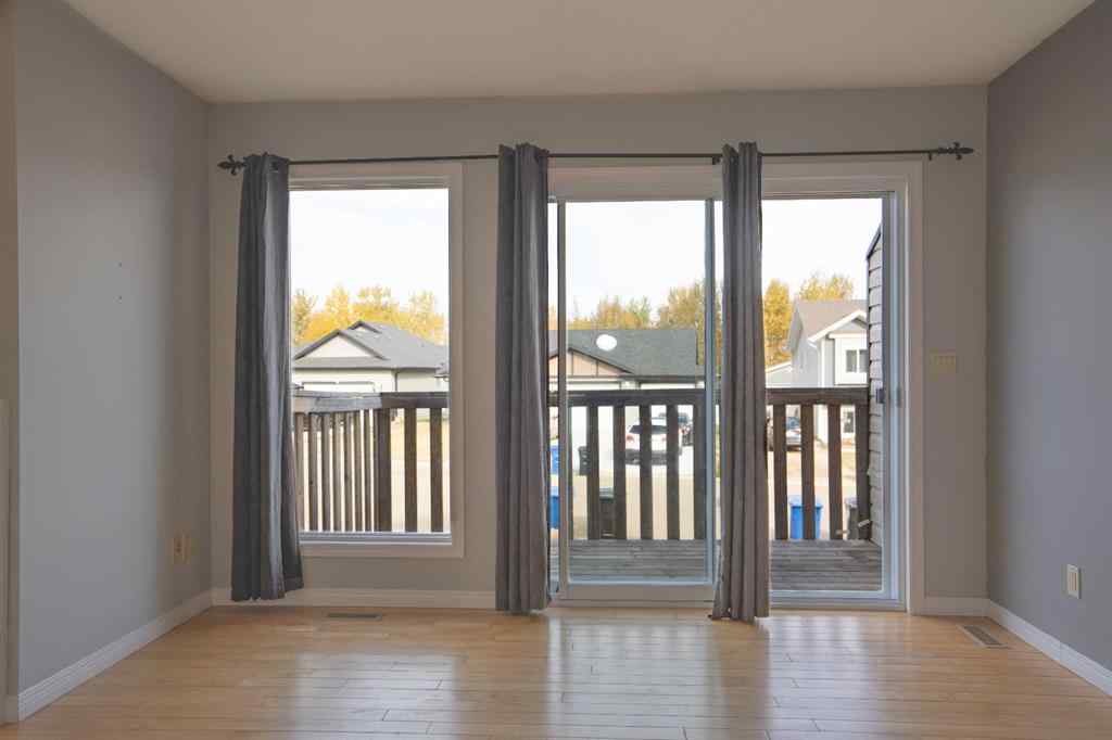 MLS® A2263968 - 4521 Van Eaton Way   in NONE Clive, Residential