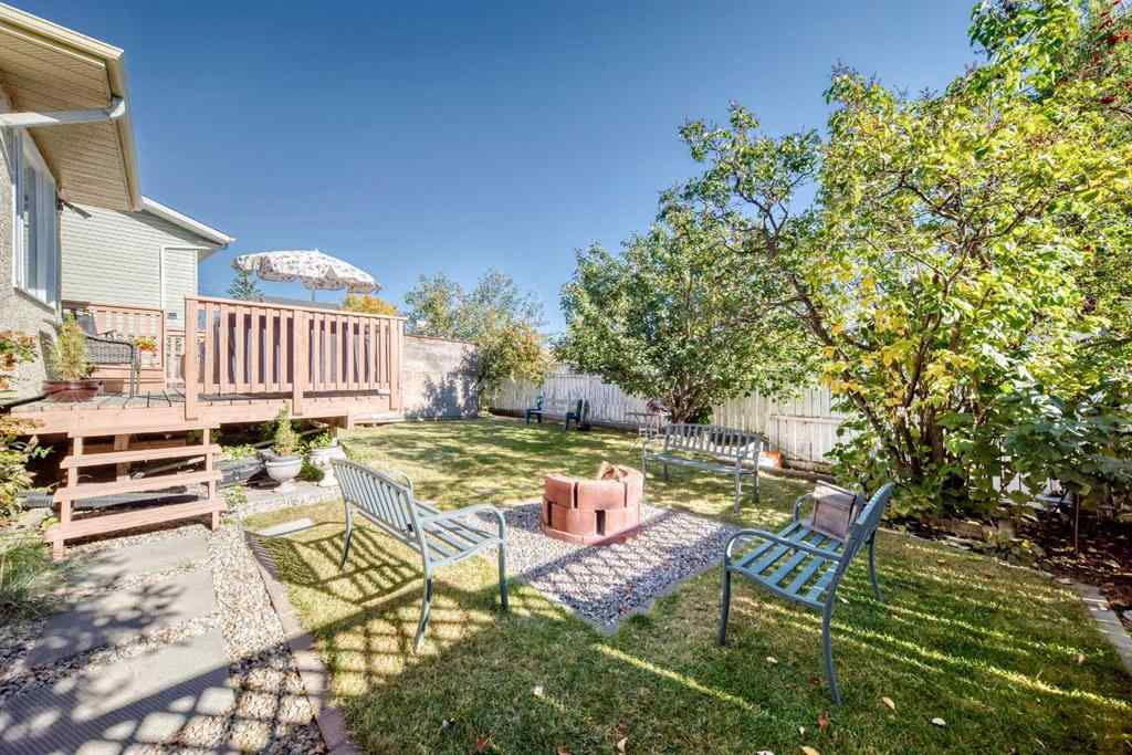 MLS® A2263970 - 20 Rivergreen Crescent SE in Riverbend Calgary, Residential