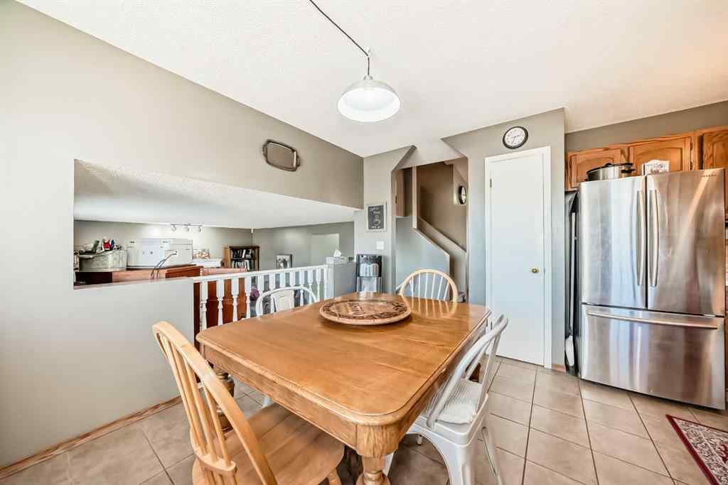 MLS® A2263970 - 20 Rivergreen Crescent SE in Riverbend Calgary, Residential
