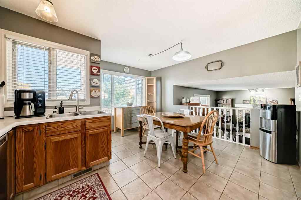 MLS® A2263970 - 20 Rivergreen Crescent SE in Riverbend Calgary, Residential