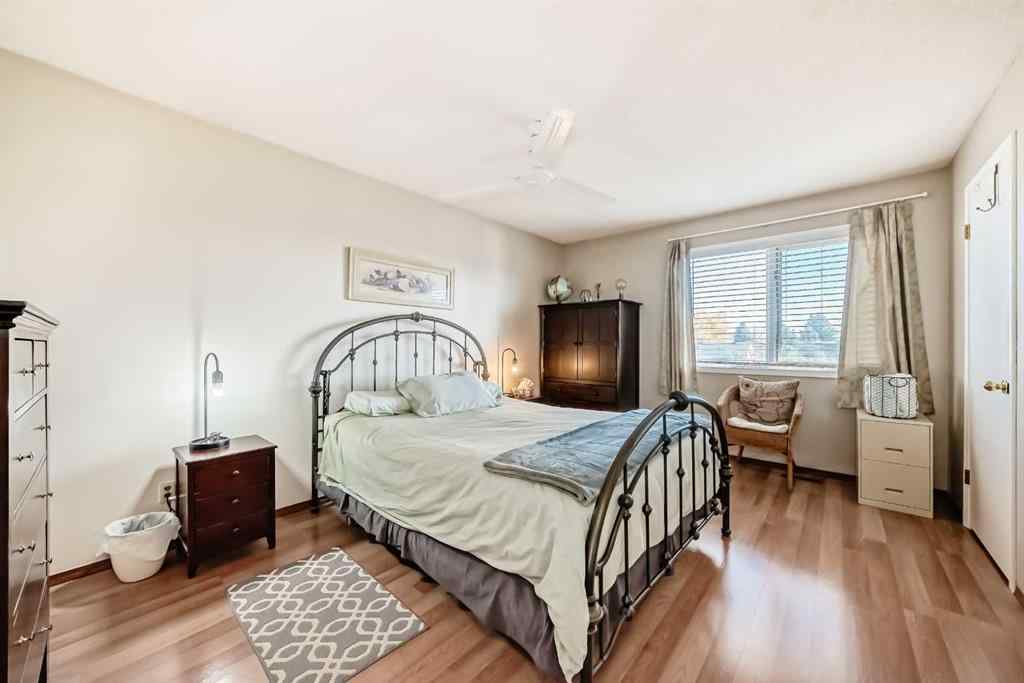 MLS® A2263970 - 20 Rivergreen Crescent SE in Riverbend Calgary, Residential