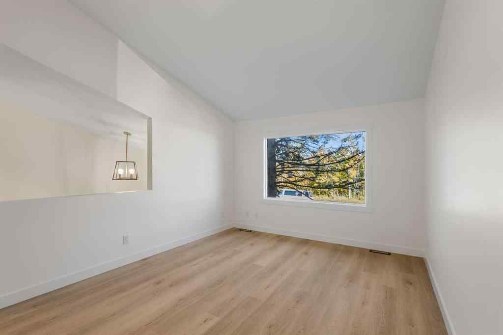 MLS® A2263972 - 4 Cedarwood Rise SW in Cedarbrae Calgary, Residential