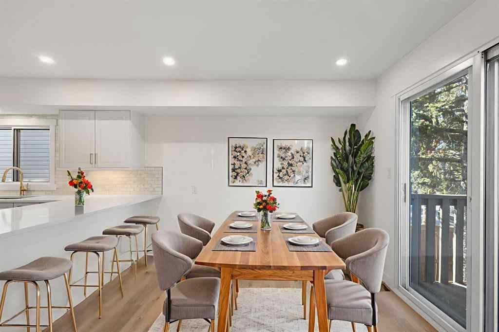 MLS® A2263972 - 4 Cedarwood Rise SW in Cedarbrae Calgary, Residential