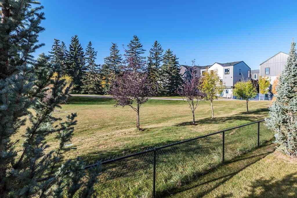 MLS® A2263974 - 135 Shawnee Common SW in Shawnee Slopes Calgary, Residential