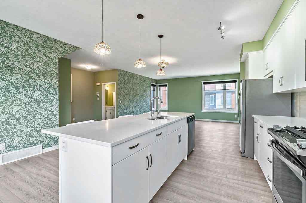 MLS® A2263974 - 135 Shawnee Common SW in Shawnee Slopes Calgary, Residential