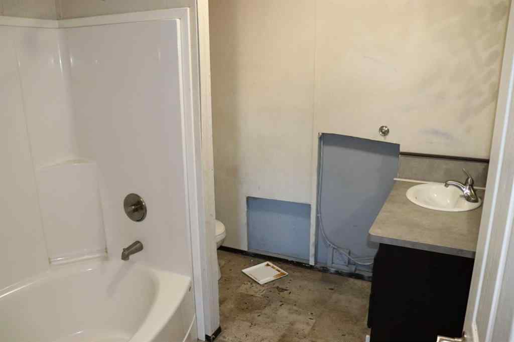 MLS® A2263981 - 810 52 Street   in NONE Edson, Residential