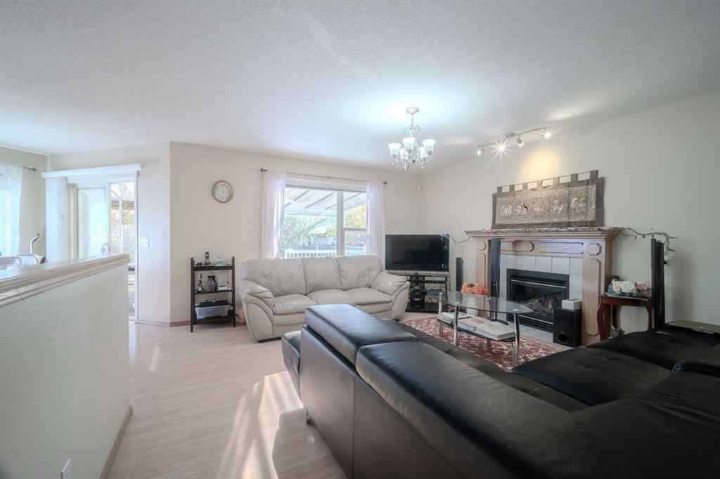 MLS® A2263985 - 45 Arbour Crest Terrace NW in Arbour Lake Calgary, Residential