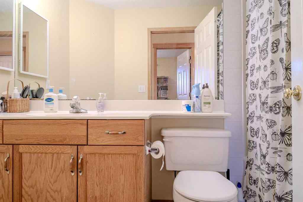 MLS® A2263985 - 45 Arbour Crest Terrace NW in Arbour Lake Calgary, Residential