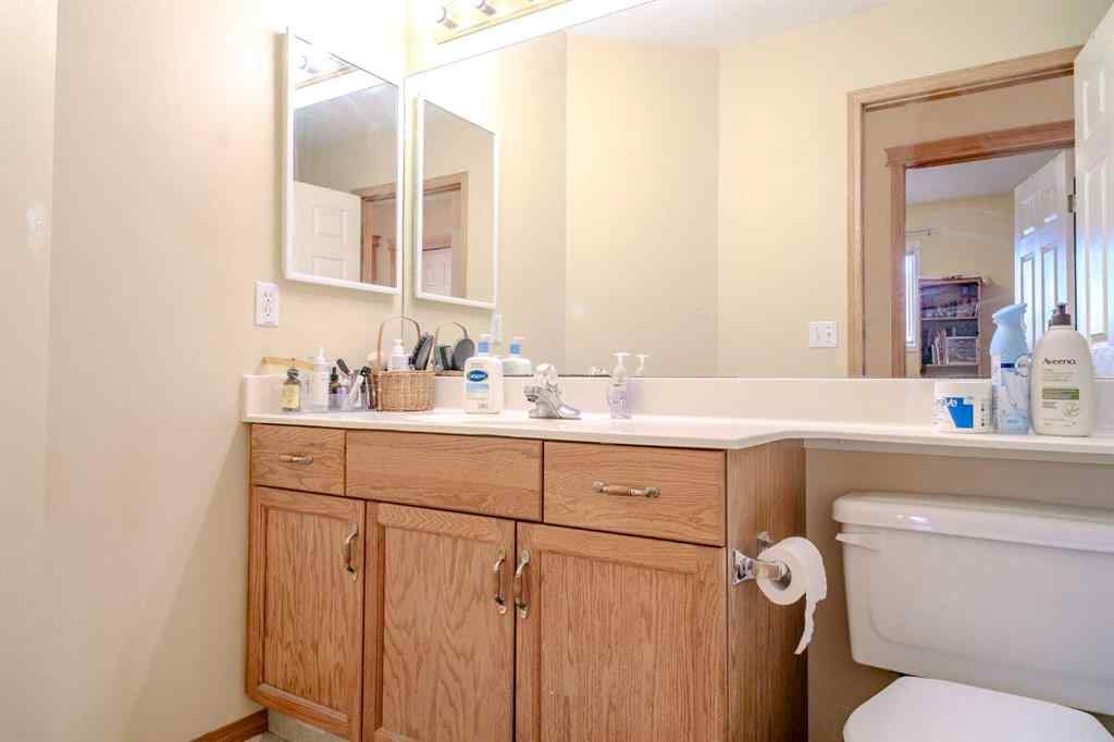 MLS® A2263985 - 45 Arbour Crest Terrace NW in Arbour Lake Calgary, Residential