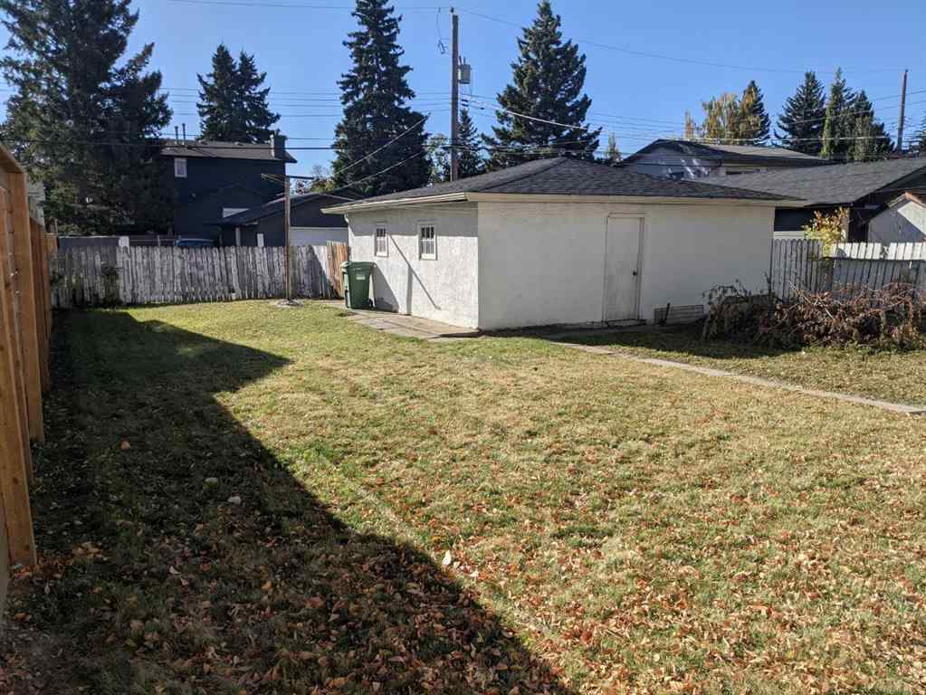 MLS® A2263993 - 2019 52 Avenue SW in North Glenmore Park Calgary, Residential