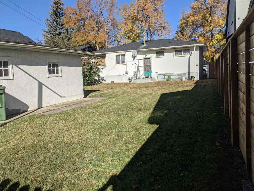 MLS® A2263993 - 2019 52 Avenue SW in North Glenmore Park Calgary, Residential