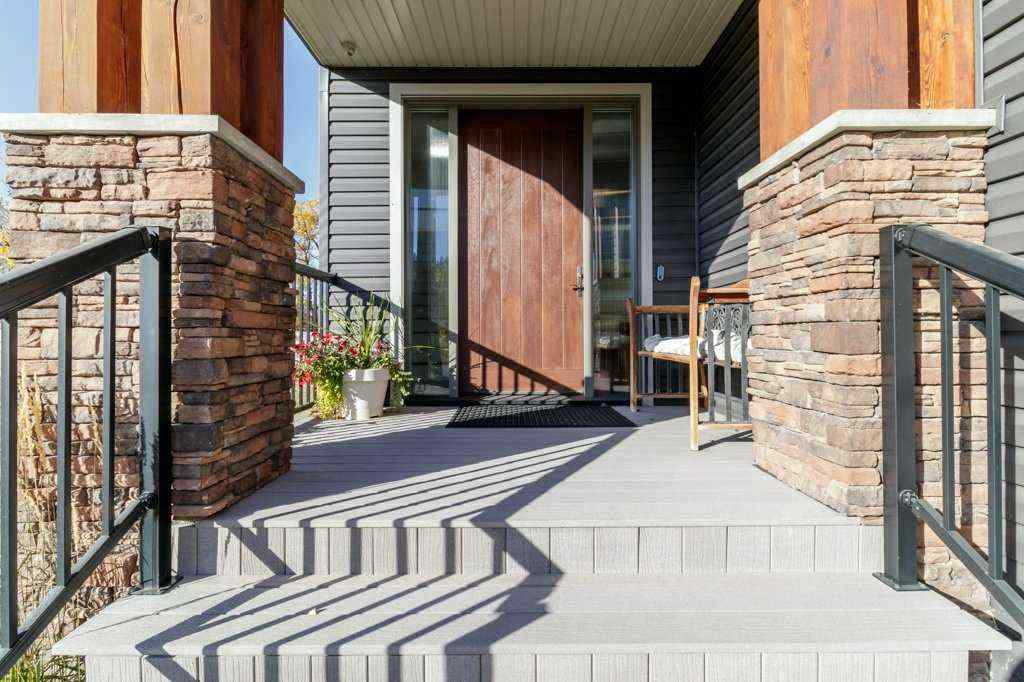 MLS® A2263994 - 41 Cole Way  in Crestview Sylvan Lake, Residential