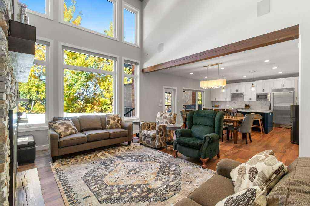 MLS® A2263994 - 41 Cole Way  in Crestview Sylvan Lake, Residential