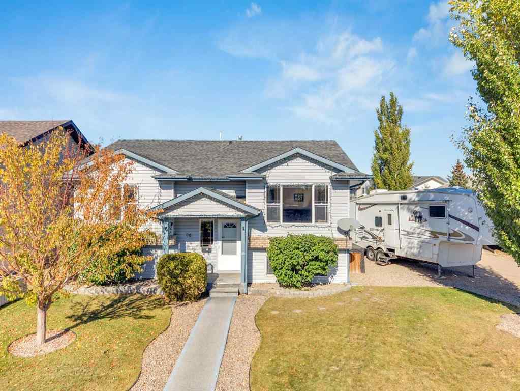 MLS® A2263996 - 86 Donald Close  in Davenport Red Deer, Residential