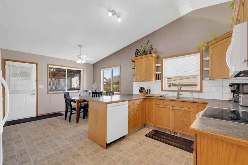 MLS® A2263996 - 86 Donald Close  in Davenport Red Deer, Residential