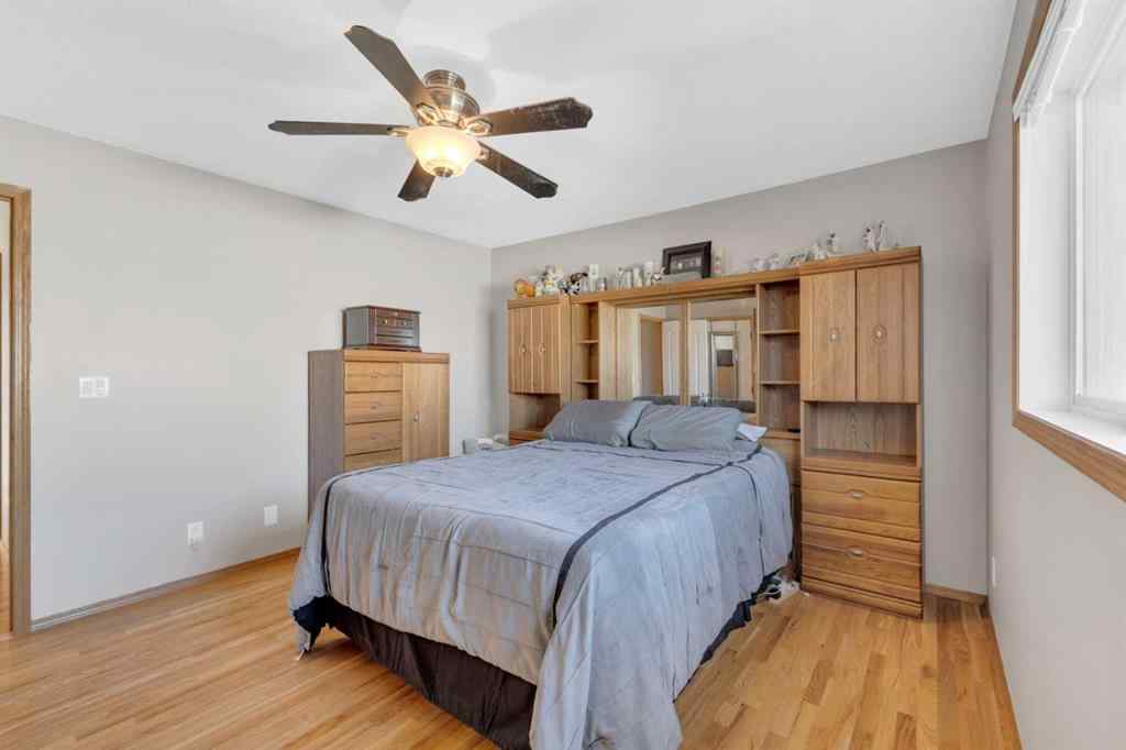 MLS® A2263996 - 86 Donald Close  in Davenport Red Deer, Residential