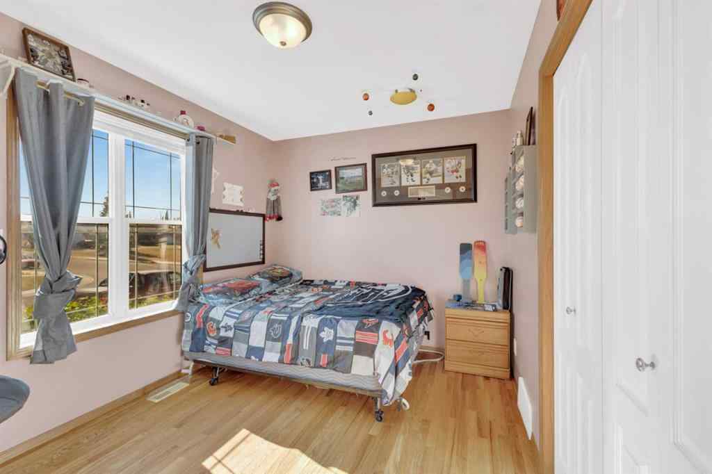 MLS® A2263996 - 86 Donald Close  in Davenport Red Deer, Residential